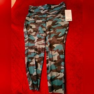 NWT Lululemon Base Pace Leggings